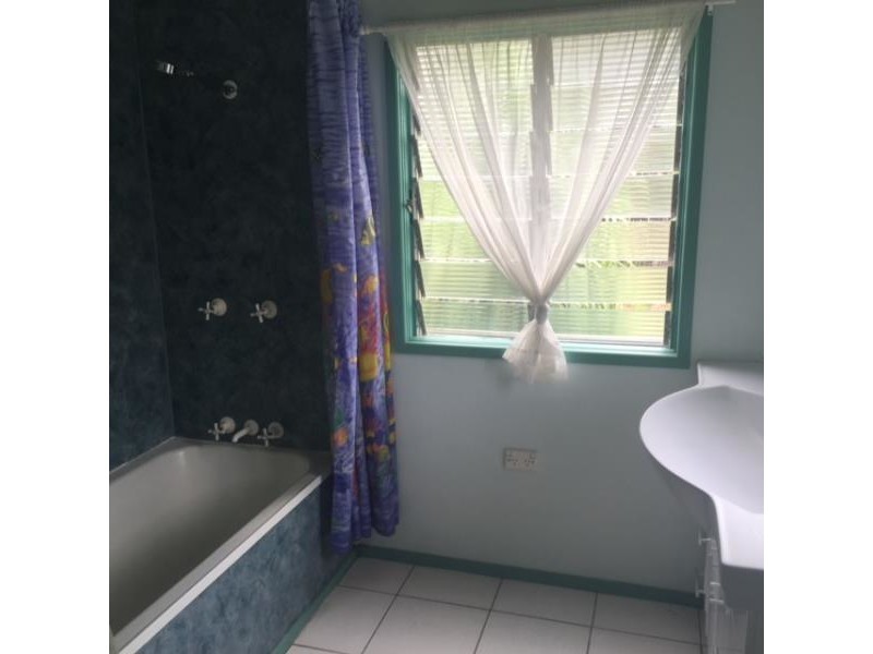 17 Elphinstone Street, Berserker QLD 4701